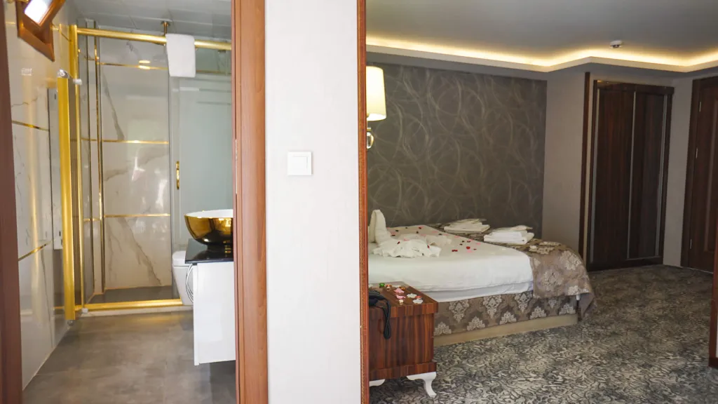 Suite Room